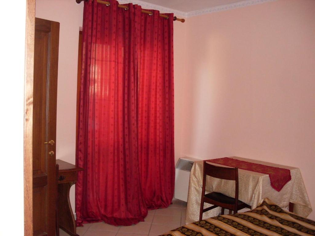 Il Rifugio Hotell Celano Rum bild